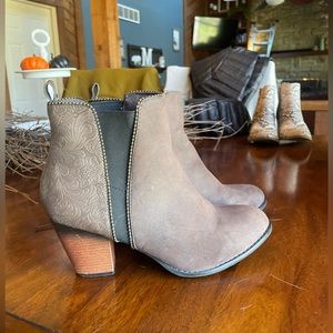 Buckle booties